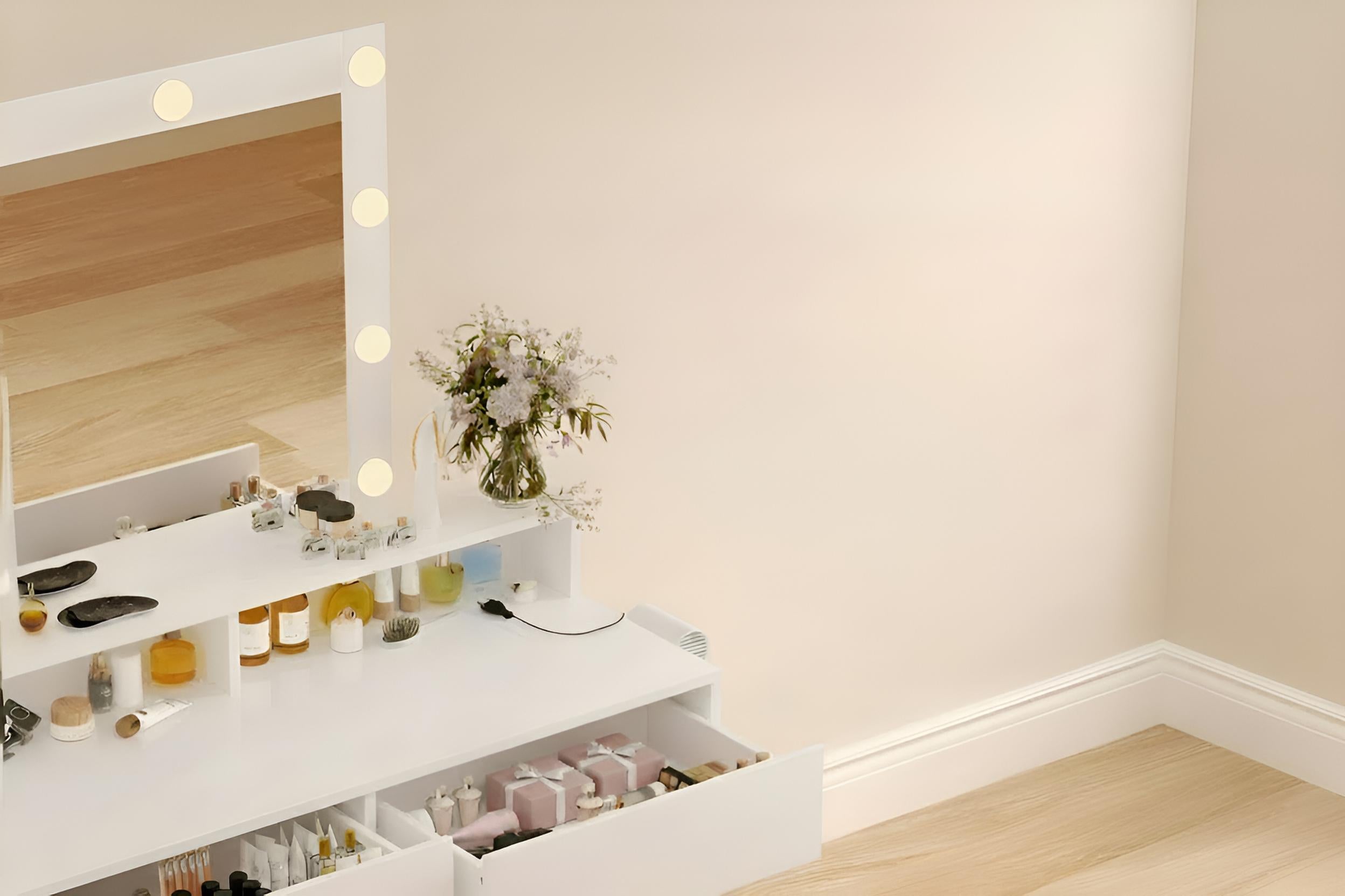 Coiffeuse Femme avec Miroir LED Réglable | 2 Tiroirs + 4 Étagères + Placard – AUREA