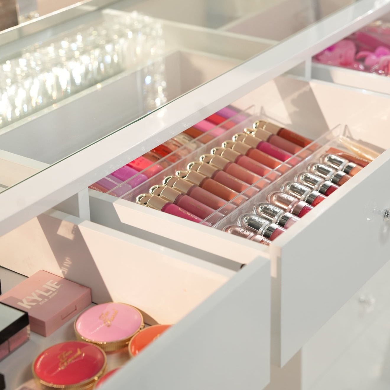 Coiffeuse avec Miroir Adapté | Format Compact et Rangements